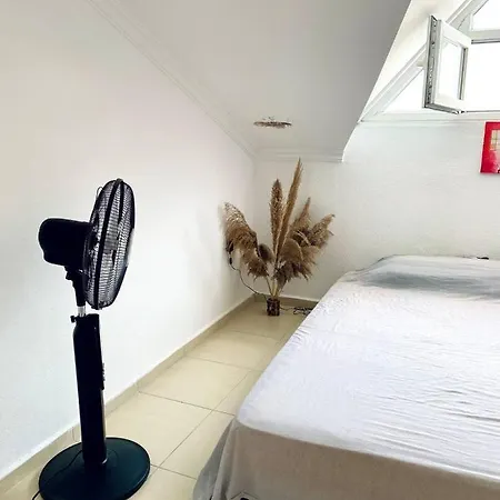 Private Room In The Center 2
