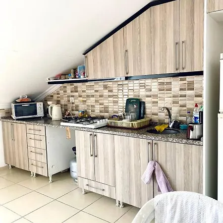 Private Room In The Center 2 페티예