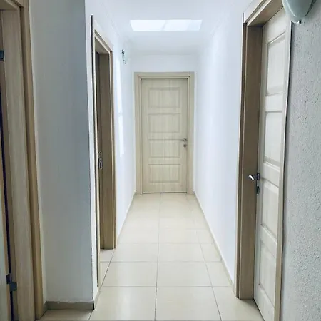 Private Room In The Center 2 페티예